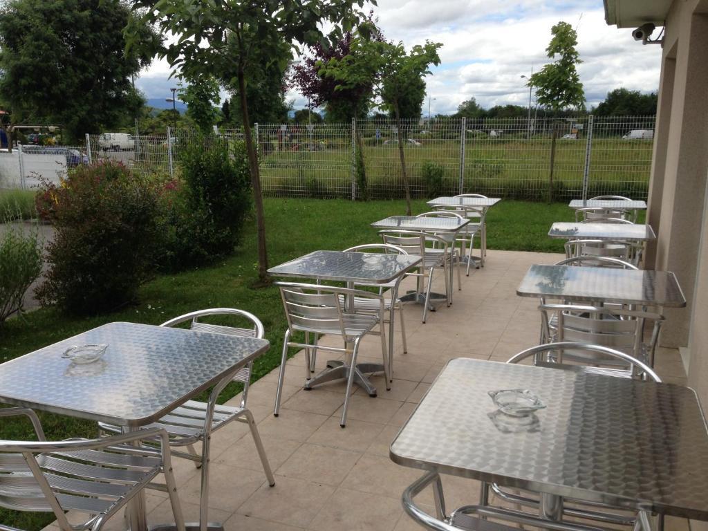 Ibis Budget Saint Gaudens Estancarbon Exterior foto